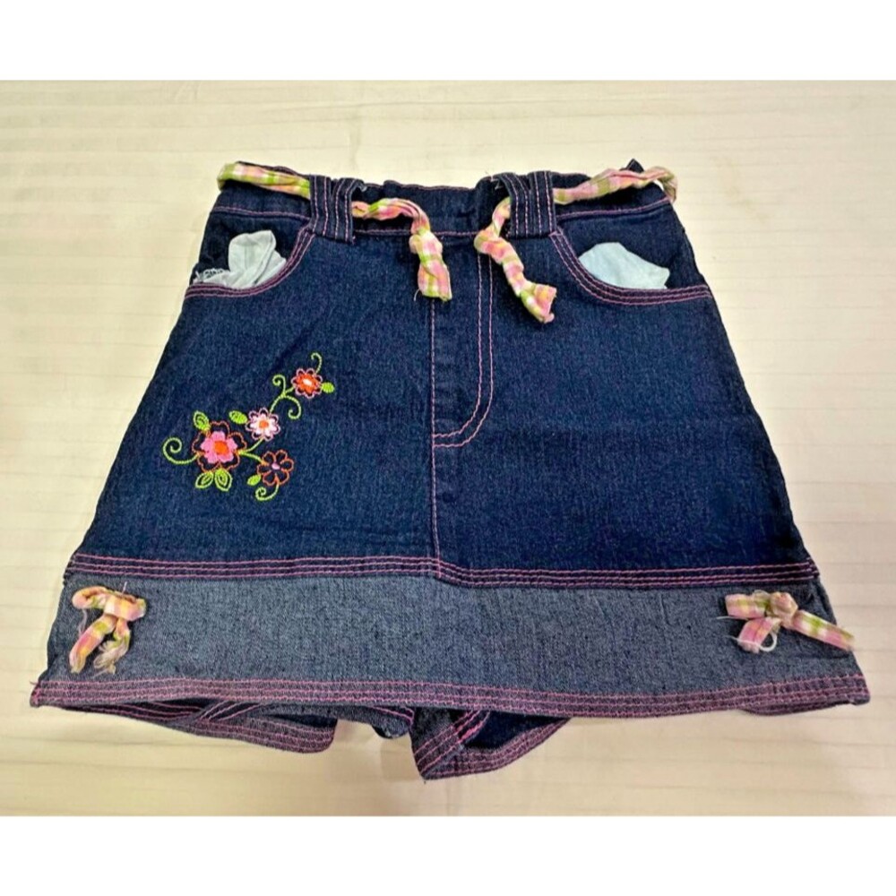 2B REAL GIRLS JEANS SKIRT SKORT SHORTS WITH BUILT SHORTS SIZE 5/6